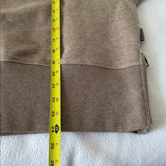 Varley Gabriella sweatshirt size M - Picture 12 of 13